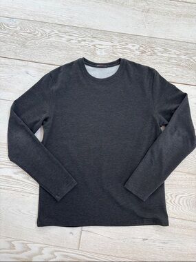 Postmark men’s size small lined long sleeve tee.